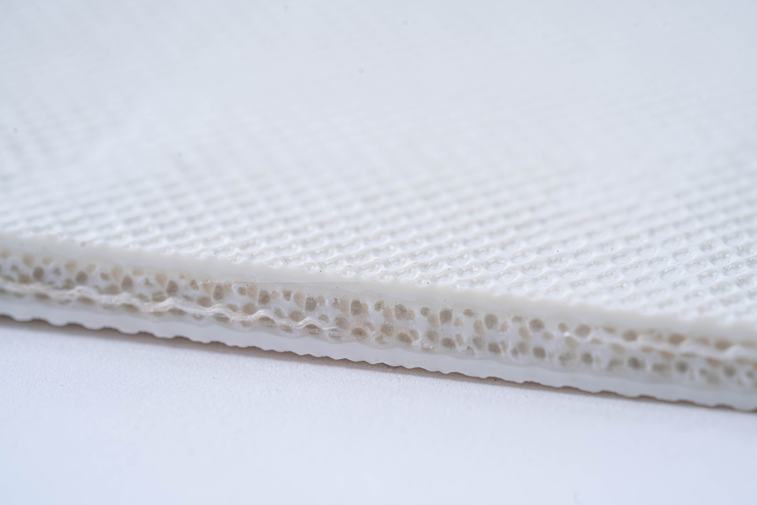banda elevadora blanca pvc 2 scaled
